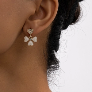 Fashion Heart Rhinestone Stud Earrings With White Enamel Clover Flower Pendant Gold Plated Alloy Jewelry For Women