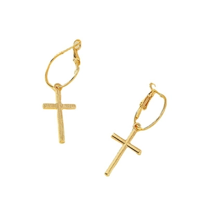 Boucles d'oreilles créoles croix dorées avec texture brossée pour un look élégant