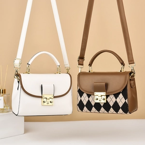 Vintage printed small square bag set with elegant leather straps and golden metal hardware