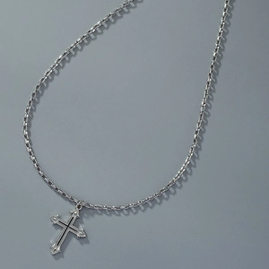 Mens vintage silver cross pendant necklace with gothic engraved edges and durable box chain