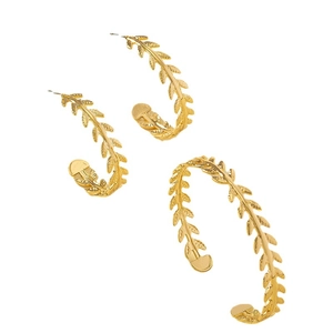 Golden leaf-shaped jewelry set with necklace and earrings on a clean white background