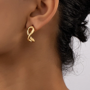 Boucles D'oreilles Puces En Alliage Symbole Infini Doré Poli Chiffre Huit Bijoux D'oreille Géométriques Femmes