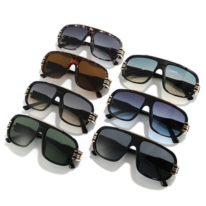 Lunettes de soleil pilote rétro carrées surdimensionnées avec monture épaisse en plusieurs coloris