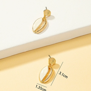 Boucles d'oreilles pendantes en émail en forme de coquillage en alliage plaqué or
