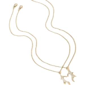 Minimalist golden necklace with symmetrical heart wings pendant and lobster clasp