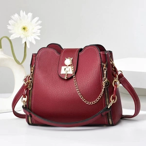 Women Pebbled Genuine Leather Bucket Bag Cat Head Lock Artificial Pearl Decorative Chain Fashion Crossbody Shoulder Bag Cute