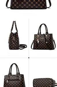 Gros plan détaillé montrant le motif géométrique vintage et le pendentif chat en métal du sac