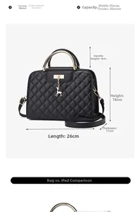 Quilted leather crossbody bag with deer pendant, dimensions 26cm x 18cm x 11cm detail