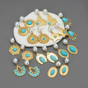 Boucles D'oreilles Bohèmes Vintage Acier Inoxydable Plaqué Or 18K Turquoise Synthétique Künstliche Perle Fantaisie Femme