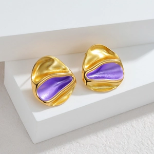 Irregular 18k gold plated oval stud earrings with luxury purple enamel inlay detail