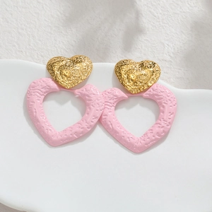 Hammered gold and pink hollow heart earrings in 18k gold plated titanium steel