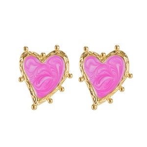 Elegant 18k gold plated pink heart earrings with vintage beaded edge and marble texture