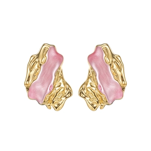Chic 18k gold plated irregular geometric earrings with pink pearlescent enamel inlays