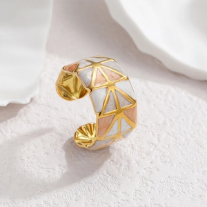 Geometrical triangular drip oil 18k gold plated stainless steel ring on white stand
