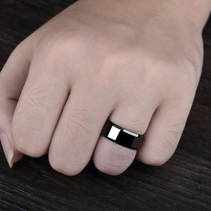 Minimalist Stainless Steel Band Ring Mirror Polished Beveled Edge Unisex Industrial Style Plain Band Couple Rings