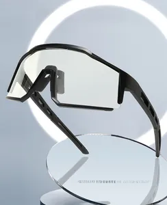 Detail of 2025 sports eyewear featuring lightweight black frames and transparent wide lenses
