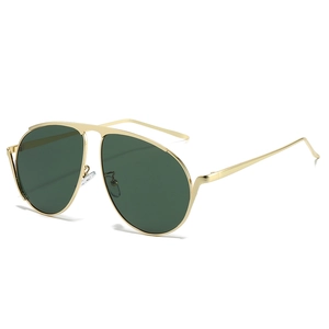 Lunettes de soleil aviateur en métal doré avec verres vert foncé et double pont
