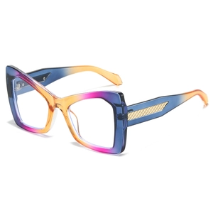 Lunettes de soleil œil de chat dégradé bleu et violet avec détails en métal doré chic
