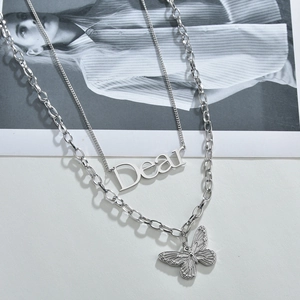 Collier Double Couche En Acier Inoxydable Avec Pendentif Papillon Et Lettre Dear Bijoux Tendance Pour Femmes
