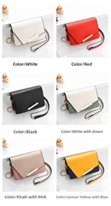 Collage de sacs bandoulière en cuir en six couleurs avec chaînes et barres en métal