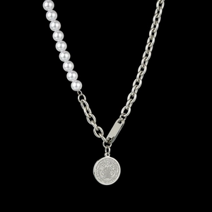 Collier Épissage En Acier Inoxydable Et Künstliche Perle D'Imitation Pendentif Pièce Ronde Rétro Médaille Saint Benoît Pour Femmes