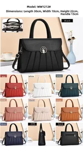 Vue détaillée montrant les compartiments internes et dimensions de ce grand sac à main
