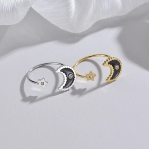 Anello Regolabile In Acciaio Inossidabile Con Luna E Stella Smalto Nero E Intarsio In Zirconia Gioielli Minimalisti