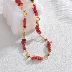 Irregular Red Crushed Stone Necklace Stainless Steel Gold Plated Minimalist Beaded Fashion Collarbone Chain For Women
