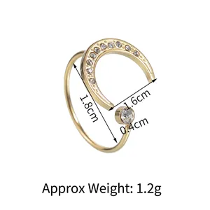 Bague ajustable en acier inoxydable doré avec croissant de lune et zircon brillant