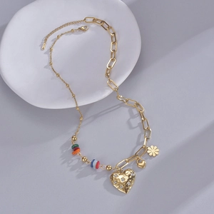 Collier en titane plaqué or 14K avec breloques cœur et perles colorées pour femme