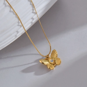 Elegante Collana Con Ciondolo A Farfalla In Acciaio Inossidabile Placcato Oro Con Zircone Chiaro Gioielli Minimalisti Da Donna