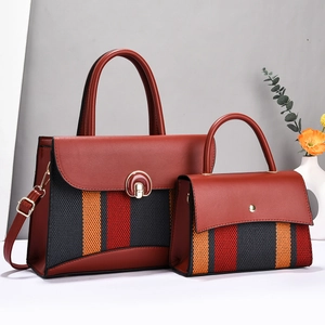 Ensemble de sacs à main deux pièces en tissu tissé rayé et cuir marron rouge élégant