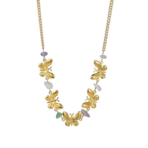 Collier doré avec pendentifs papillons détaillés et perles en pierre naturelle colorée