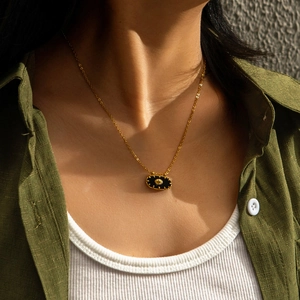 Vintage Oval Pendant Necklace Stainless Steel Zirconia Eye Sunburst Design Retro Gold Plated Jewelry For Women Elegant