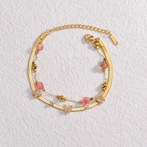 Bracelet double couche en or 14K avec pendentif papillon et perles roses de style ins