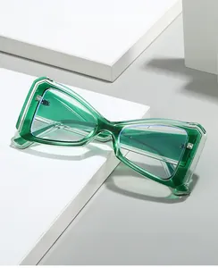 Detail of green cat-eye frame showing specification 'M6251' and anti-blue light lens quality
