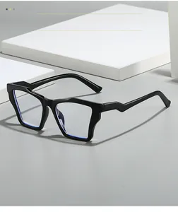 Detail of stylish wavy temple design on oversized black cat-eye anti-blue light glasses