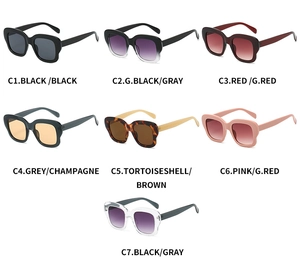 Plusieurs lunettes de soleil carrées surdimensionnées en diverses couleurs de monture
