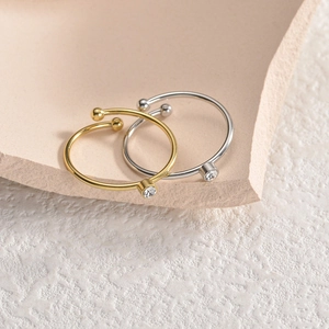 Bague Ouverte Minimaliste En Acier Inoxydable Plqué Or Avec Zircon Rond Réglable Bijoux Géométriques Pour Femmes