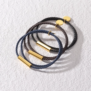 Bracelet Double Tour En Cuir Tressé Minimaliste Avec Pendentif Rond En Acier Inoxydable Plqué Or Bijou Unisexe