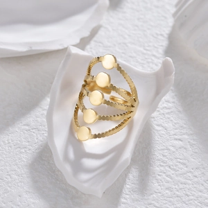 Anello largo multistrato chic con paillettes rotonde dorate e design a più livelli