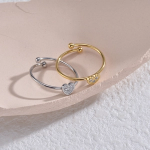 Bague Ouverte Réglable En Acier Inoxydable Incrustée De Zircon En Forme De Cœur Style Français Minimaliste Pour Femmes