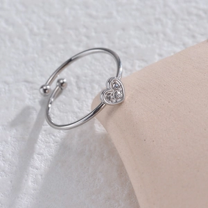 Bague cœur ajustable en argent avec oxydes de zirconium style minimaliste français