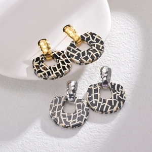 Geometric Drop Earrings Stainless Steel Hammered Metal Resin Black White Grid Pattern Retro Fashion Jewelry For Women