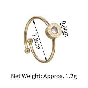 Bague ouverte en acier doré avec cercle géométrique, zircon et chiffres romains gravés