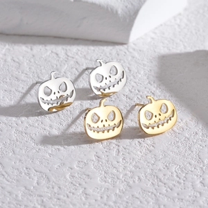Minimalist stainless steel pumpkin stud earrings in gold and silver for Halloween style