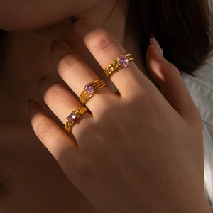 Anello In Acciaio Inossidabile Zircone Rosa Placcato Oro Regolabile Aperto Gioielli Da Dito Design Intrecciato Trendy Per Donne