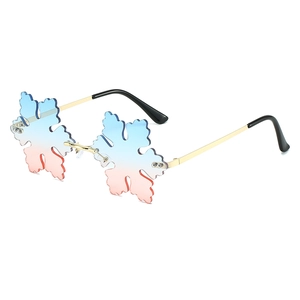 Chic snowflake-shaped rimless sunglasses with blue and pink gradient lenses and gold frame