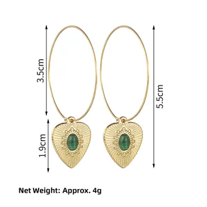 Boucles d'oreilles créoles dorées en acier inoxydable avec pendentif cœur en malachite