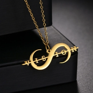 Collana in acciaio inossidabile 304 dorato con simbolo infinito e incisioni